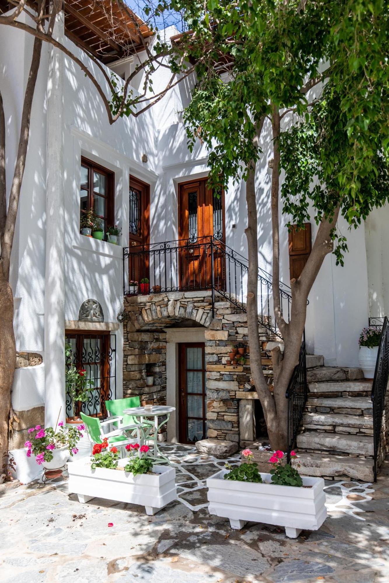 Arco Naxos Luxury Apartments Naxos City Екстер'єр фото