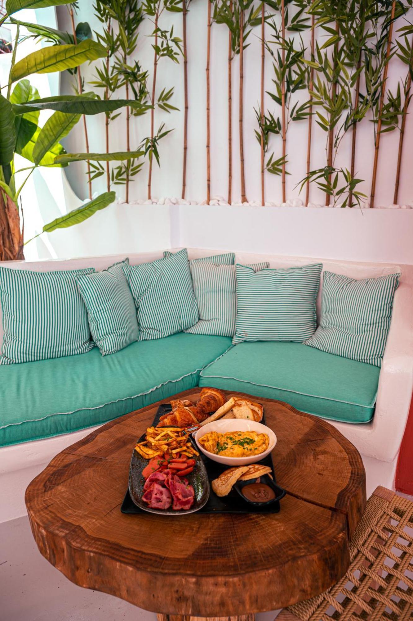 Arco Naxos Luxury Apartments Naxos City Екстер'єр фото